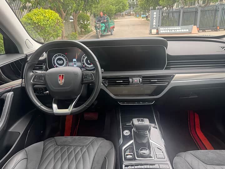 Фото 8 - Hongqi HS5