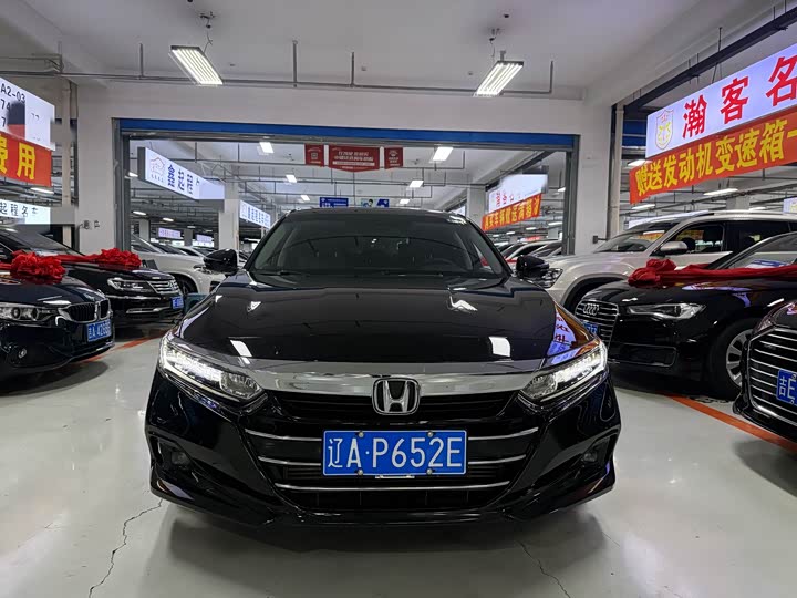 Фото 2 - Honda Accord