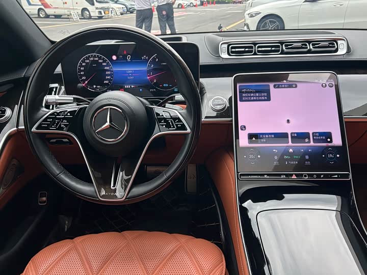 Фото 12 - Mercedes-Benz Maybach S-Class