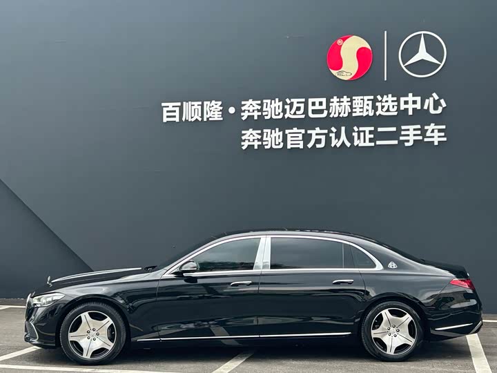 Фото 2 - Mercedes-Benz Maybach S-Class