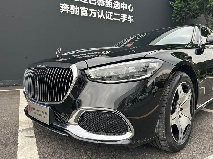Фото 3 - Mercedes-Benz Maybach S-Class