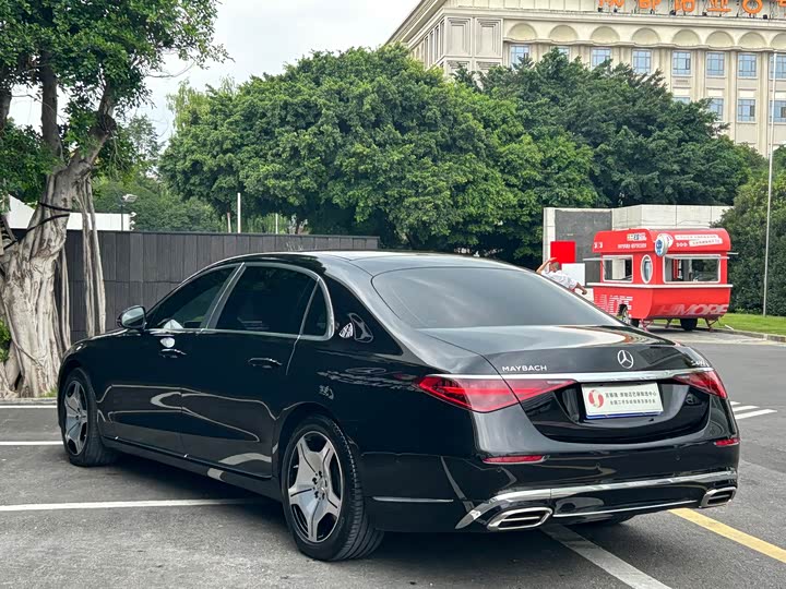 Фото 6 - Mercedes-Benz Maybach S-Class