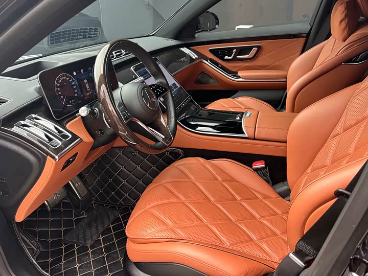 Фото 9 - Mercedes-Benz Maybach S-Class