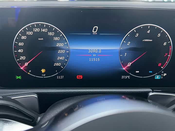 Фото 12 - Mercedes-Benz GLB-Class