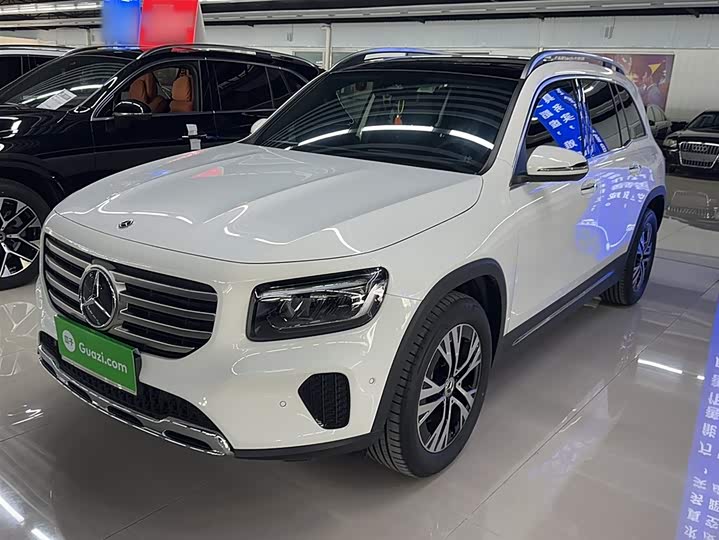 Фото 2 - Mercedes-Benz GLB-Class