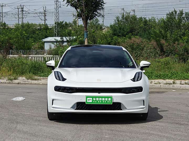 Фото 3 - Zeekr 001