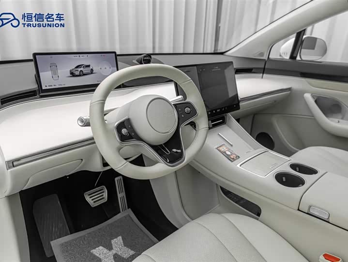 Фото 12 - Luxeed R7