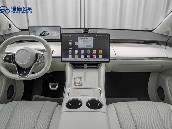 Фото 13 - Luxeed R7