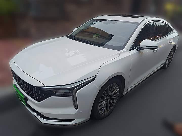 Фото 2 - Bestune B70