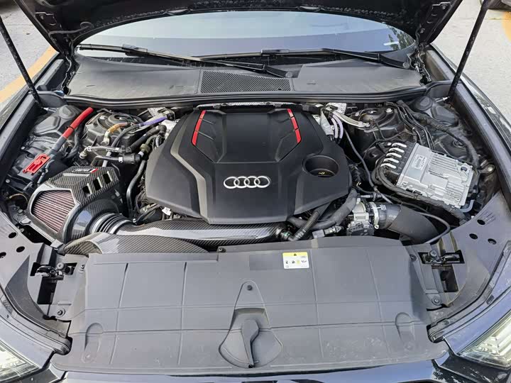 Фото 13 - Audi S6