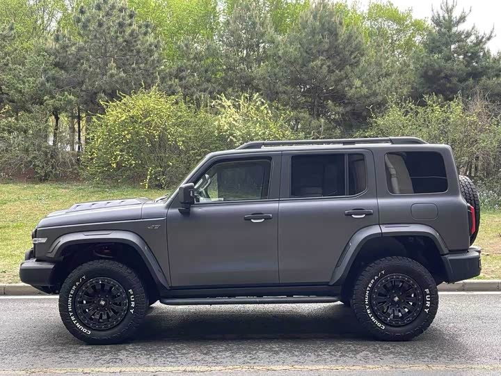 Фото 3 - Tank 300