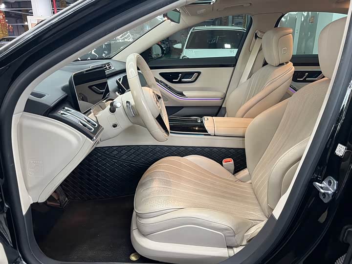 Фото 5 - Mercedes-Benz S-Class