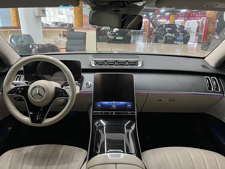Фото 9 - Mercedes-Benz S-Class