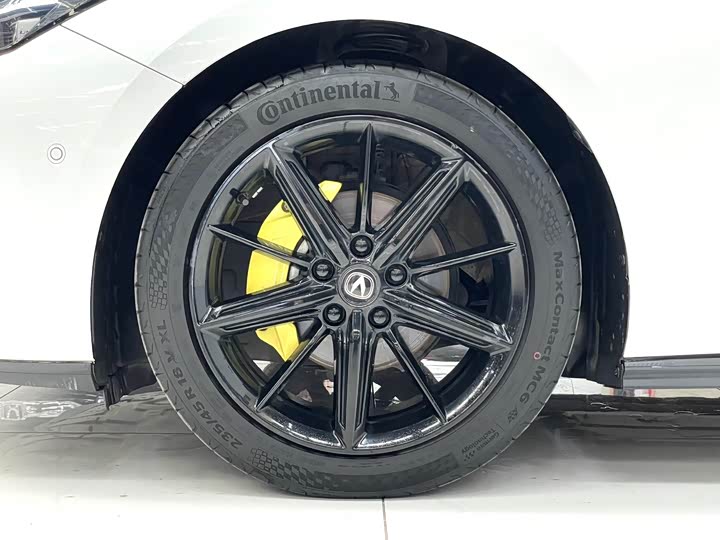 Фото 13 - Changan UNI-V