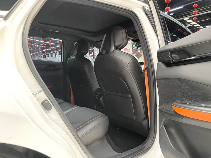 Фото 15 - Changan UNI-V