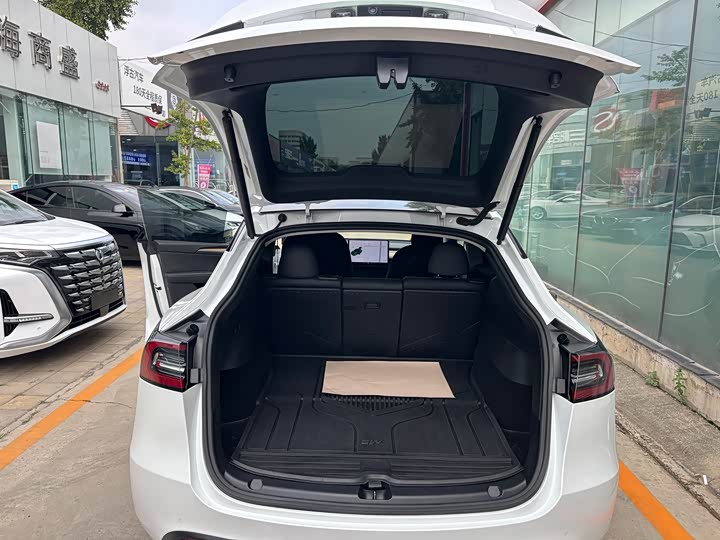 Фото 5 - Tesla Model Y