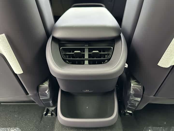 Фото 29 - Avatr 06