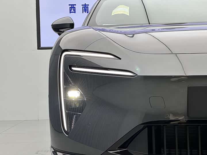 Фото 5 - Avatr 06