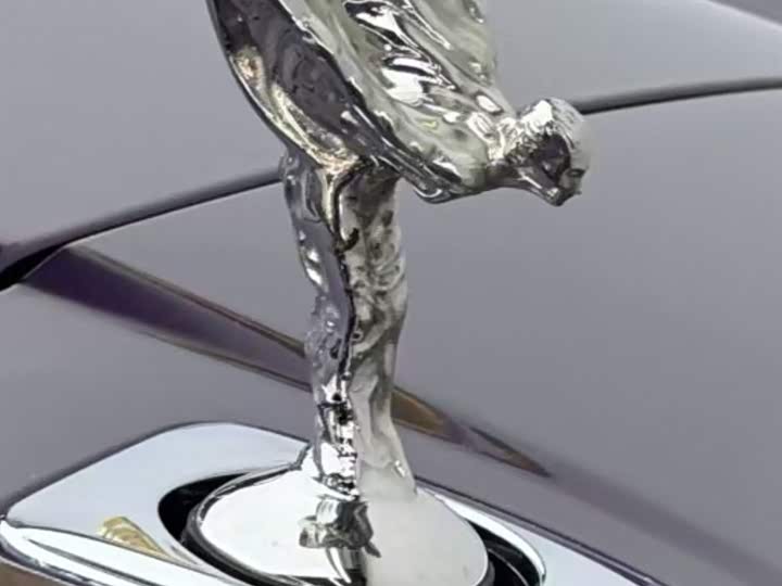 Фото 12 - Rolls-Royce Cullinan