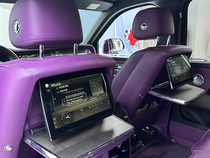 Фото 7 - Rolls-Royce Cullinan