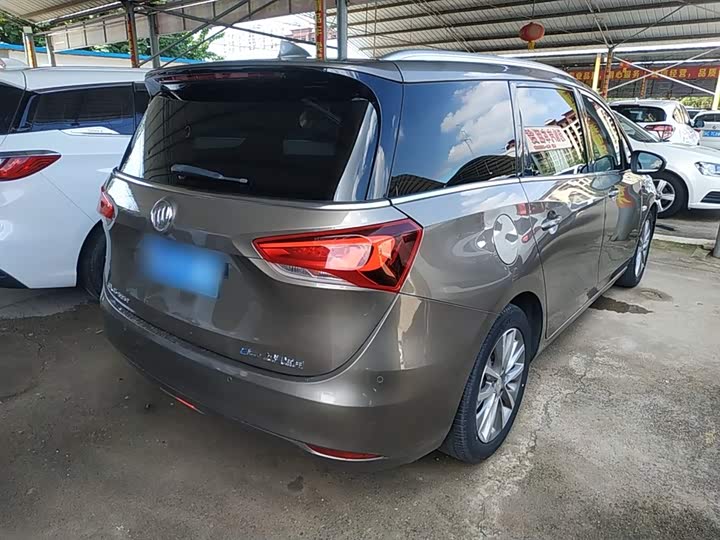 Фото 7 - Buick GL6