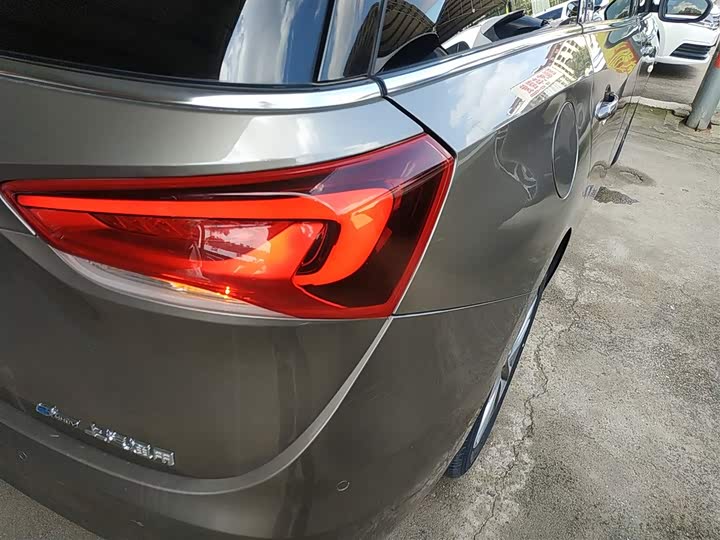 Фото 8 - Buick GL6