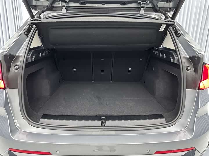 Фото 32 - BMW iX1