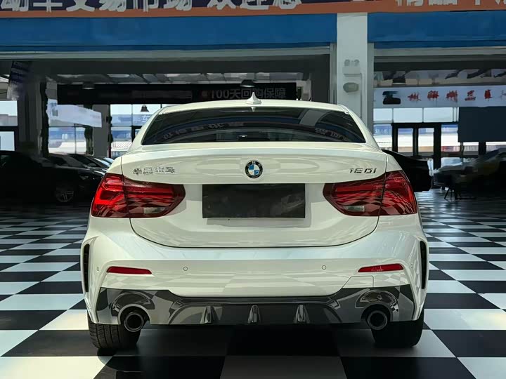 Фото 8 - BMW 1 Series