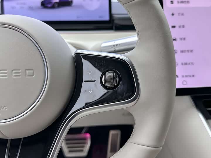 Фото 16 - Luxeed S7