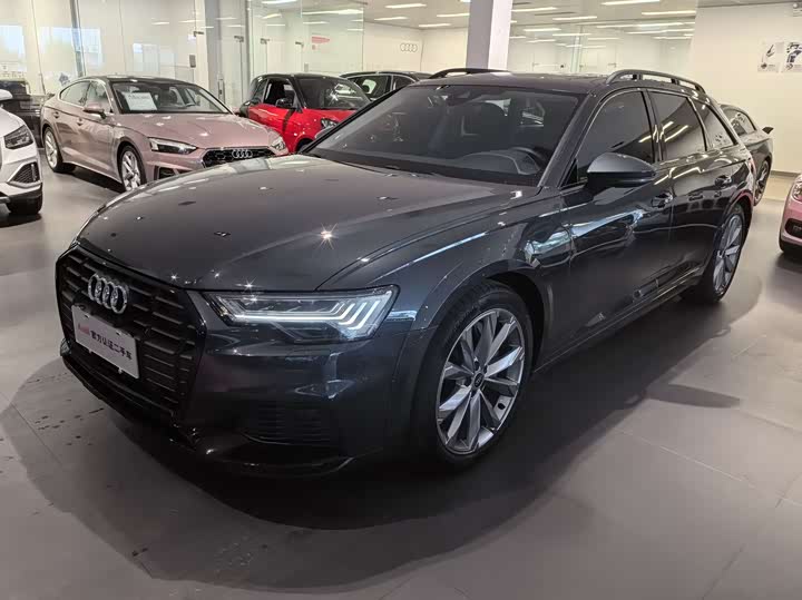 Фото 1 - Audi A6