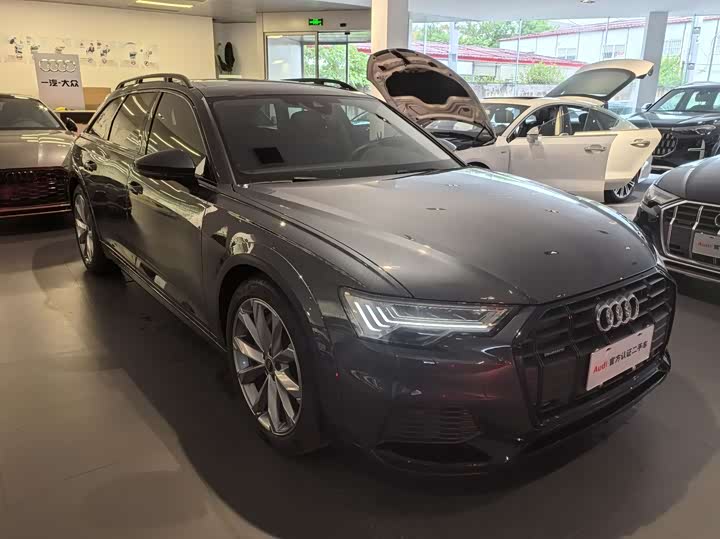 Фото 2 - Audi A6