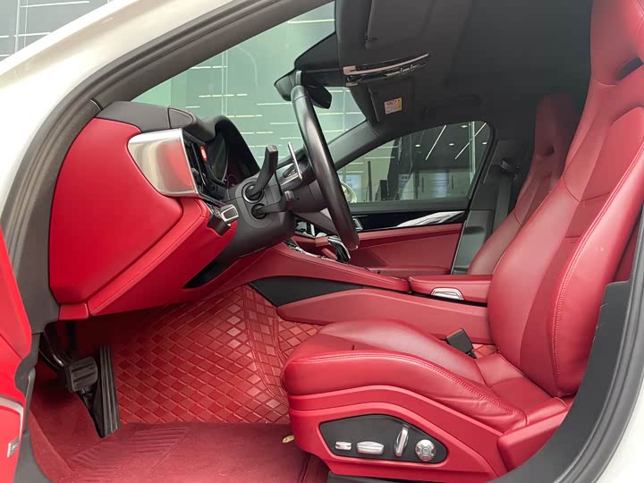 Фото 6 - Porsche Panamera