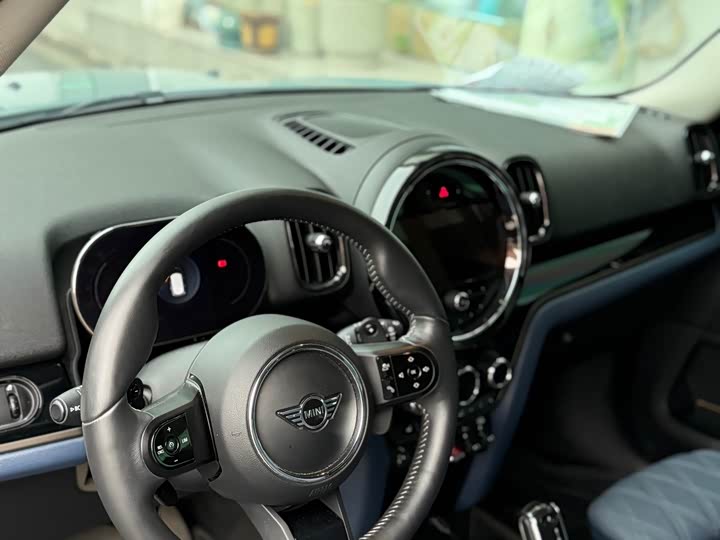 Фото 10 - Mini Countryman