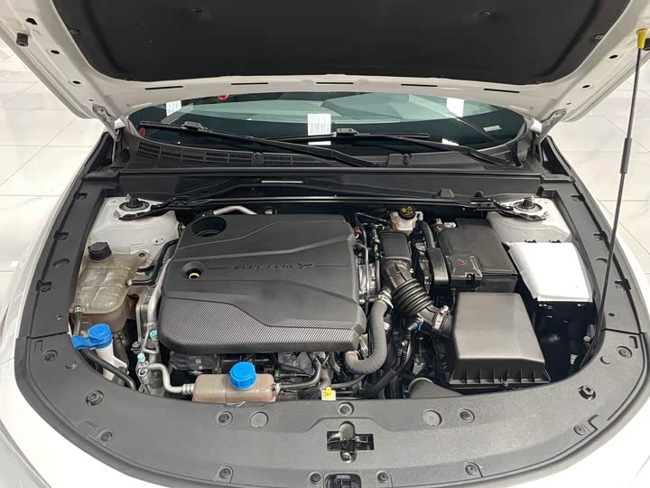 Фото 18 - Changan UNI-V