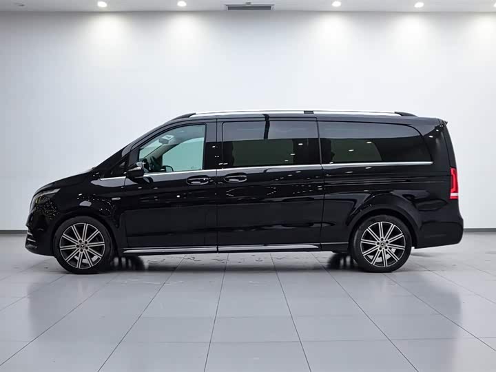 Фото 5 - Mercedes-Benz V-Class