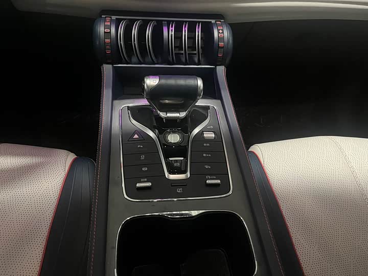 Фото 12 - BYD Yuan Plus