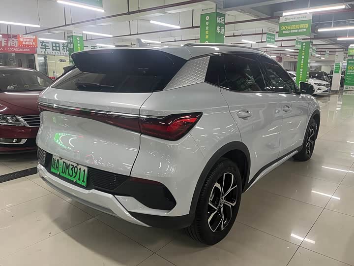 Фото 5 - BYD Yuan Plus