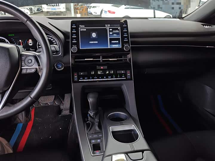 Фото 13 - Toyota Avalon