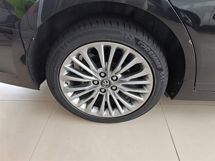 Фото 30 - Toyota Avalon