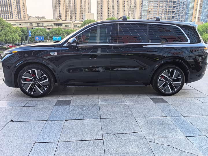 Фото 12 - LiXiang L9