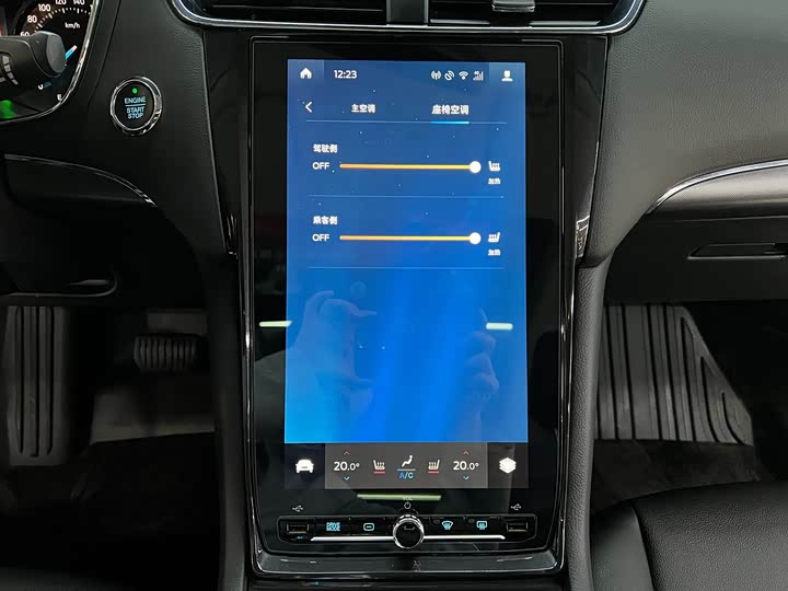 Фото 12 - Ford Taurus