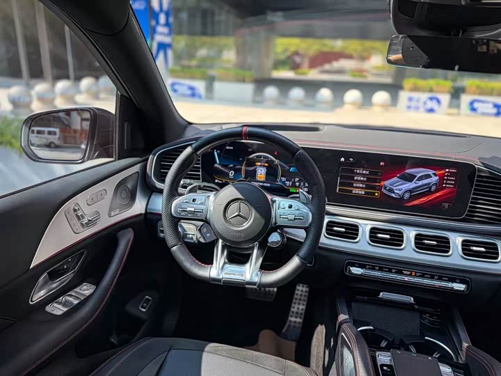 Фото 10 - Mercedes-Benz GLE-Class AMG