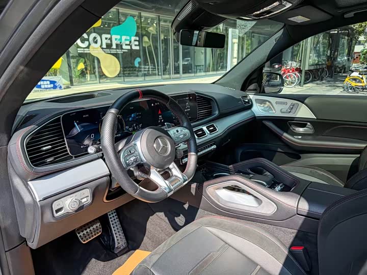 Фото 9 - Mercedes-Benz GLE-Class AMG