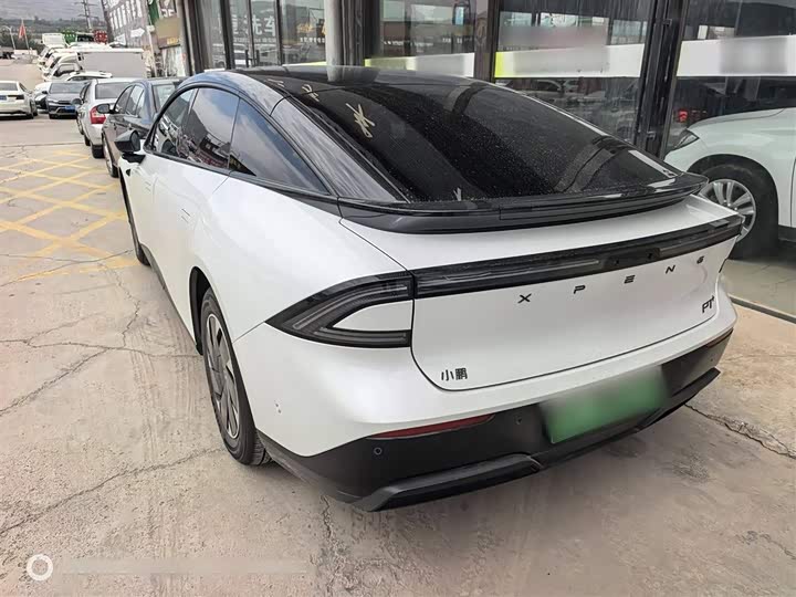 Фото 23 - XPeng F57