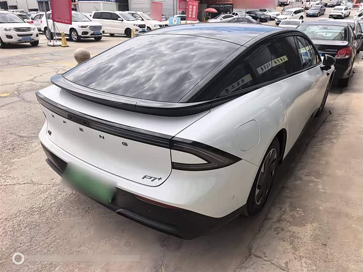 Фото 24 - XPeng F57