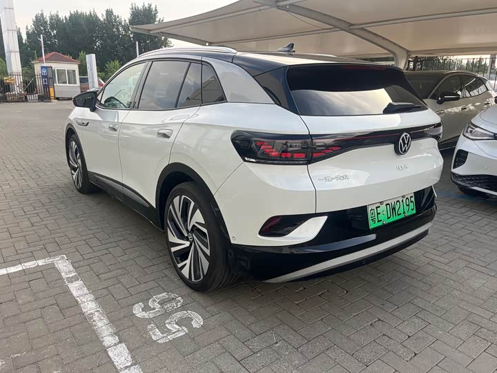 Фото 10 - Volkswagen ID.4 Crozz