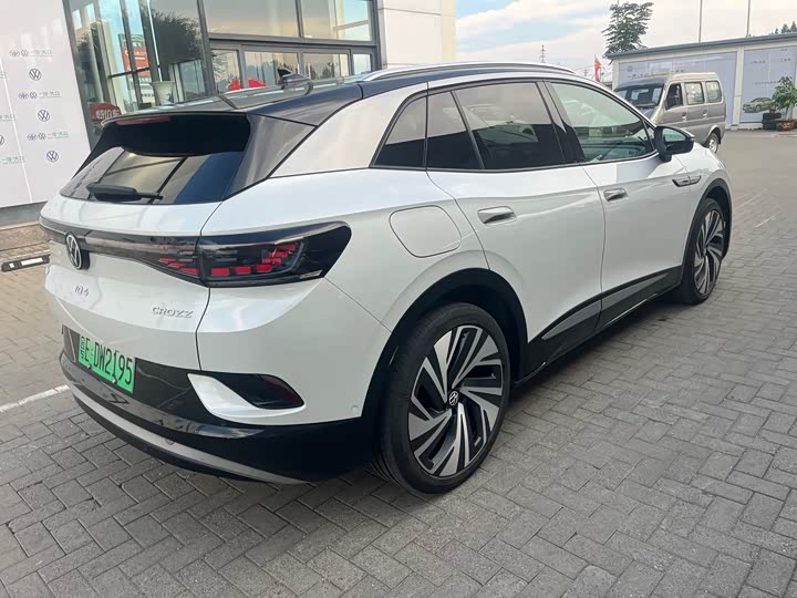 Фото 11 - Volkswagen ID.4 Crozz