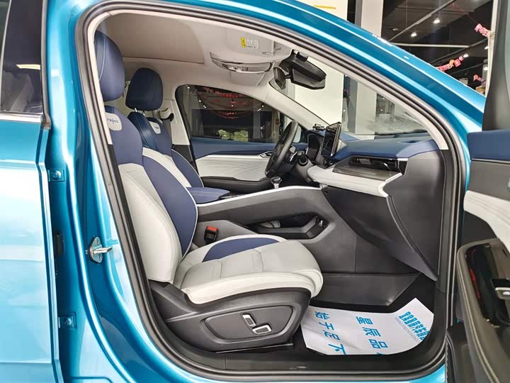 Фото 12 - Geely Preface