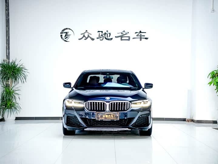 Фото 2 - BMW 5 Series