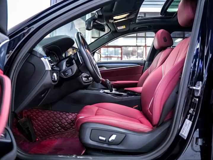 Фото 5 - BMW 5 Series